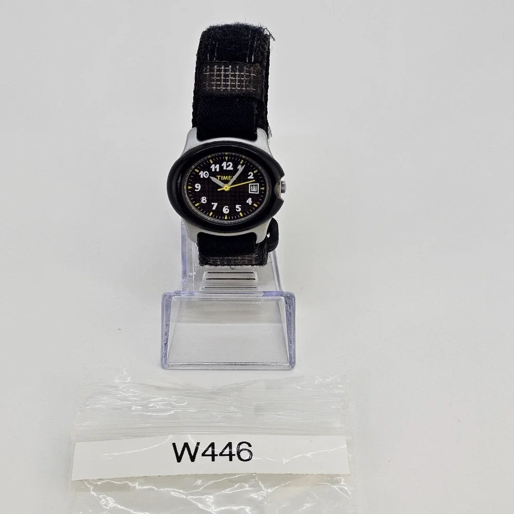Timex Kids Children Watch 32MM Black Dial Date Black Nylon Band New Battery‎